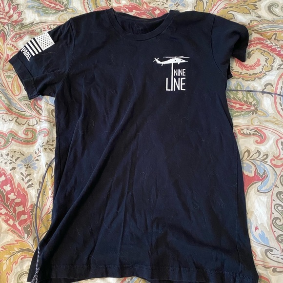 Nine Line Apparel Family Faith Friends Flag Firearms Patriotic T-Shirt Small Med - Picture 2 of 3